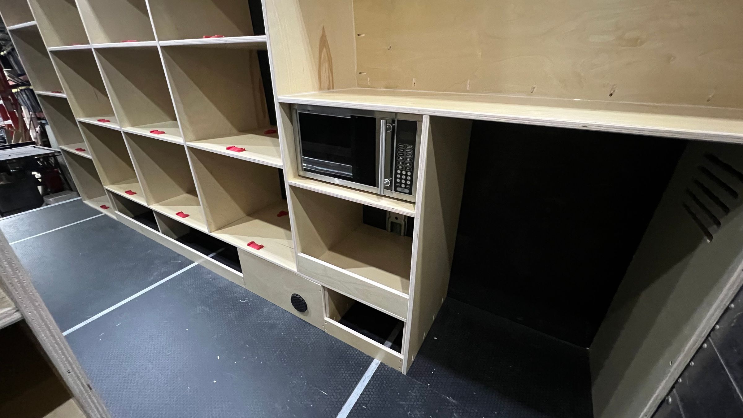 Ford Transit High Roof Ext — Electrician racking detail