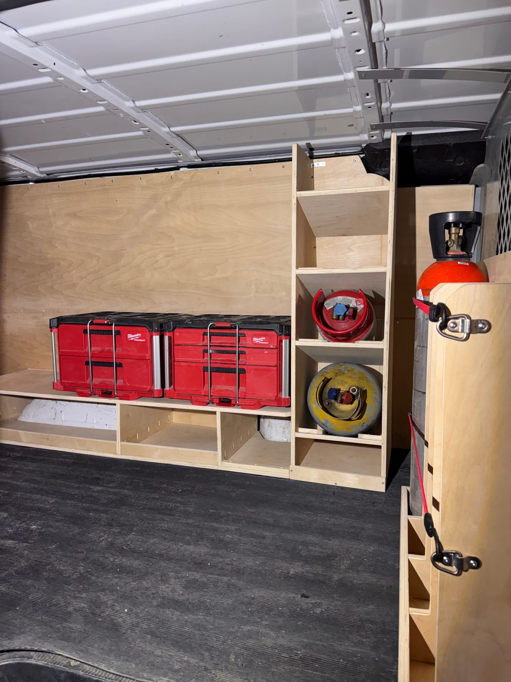 HVAC Van — Racking detail